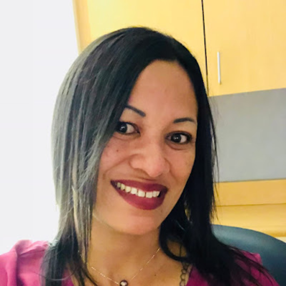 Meet your Posher, Luvscosmo